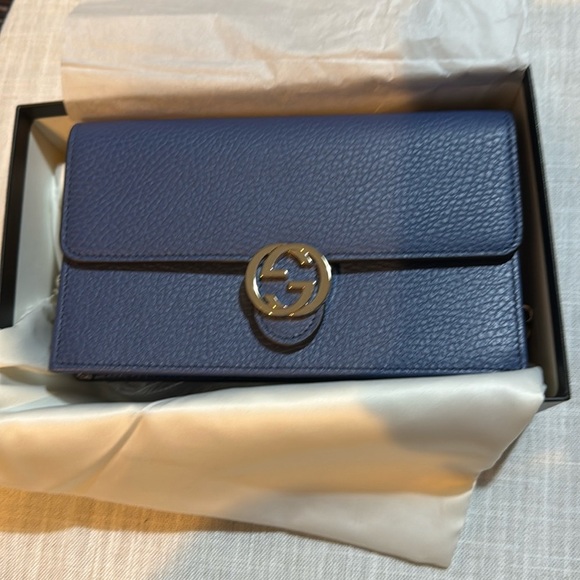 Gucci GG Interlocking Caspian Blue Leather Crossbody WOC Wallet on a Chain Bag - Picture 1 of 8
